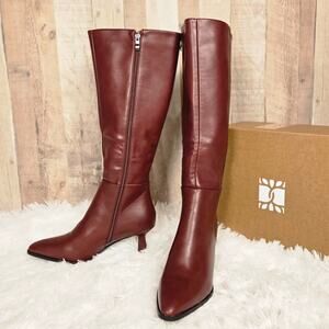 Women's Boots Brown Knee High Kitten Heel Zipper NWT W9